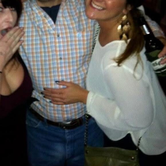 Sans Souci sheer blouse with front wrap style cut out - Picture 8 of 9